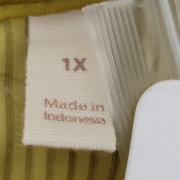 Soft Surroundings NWT Amber Textured Ribbed Velvet Boyfriend Tunic Shirt. - Picture 10 of 12